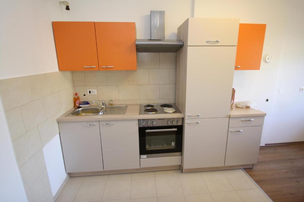 Apartments Tena With Private Parking Pula Pokój zdjęcie